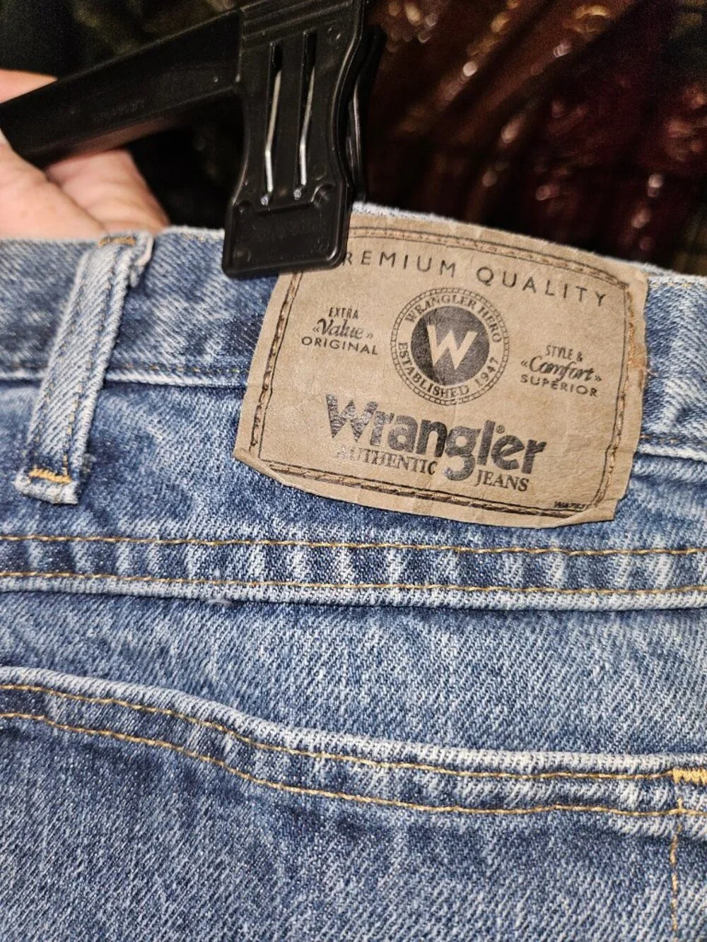 Wrangler Authentic Jeans Classic Fit 48 x 30 - 25% Off When You Bundle 5+ Items
